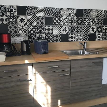 Appartement T2 Independant Dans Maison Pugny-Chatenod 외부 사진