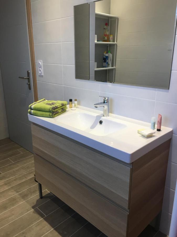 Appartement T2 Independant Dans Maison Pugny-Chatenod 외부 사진