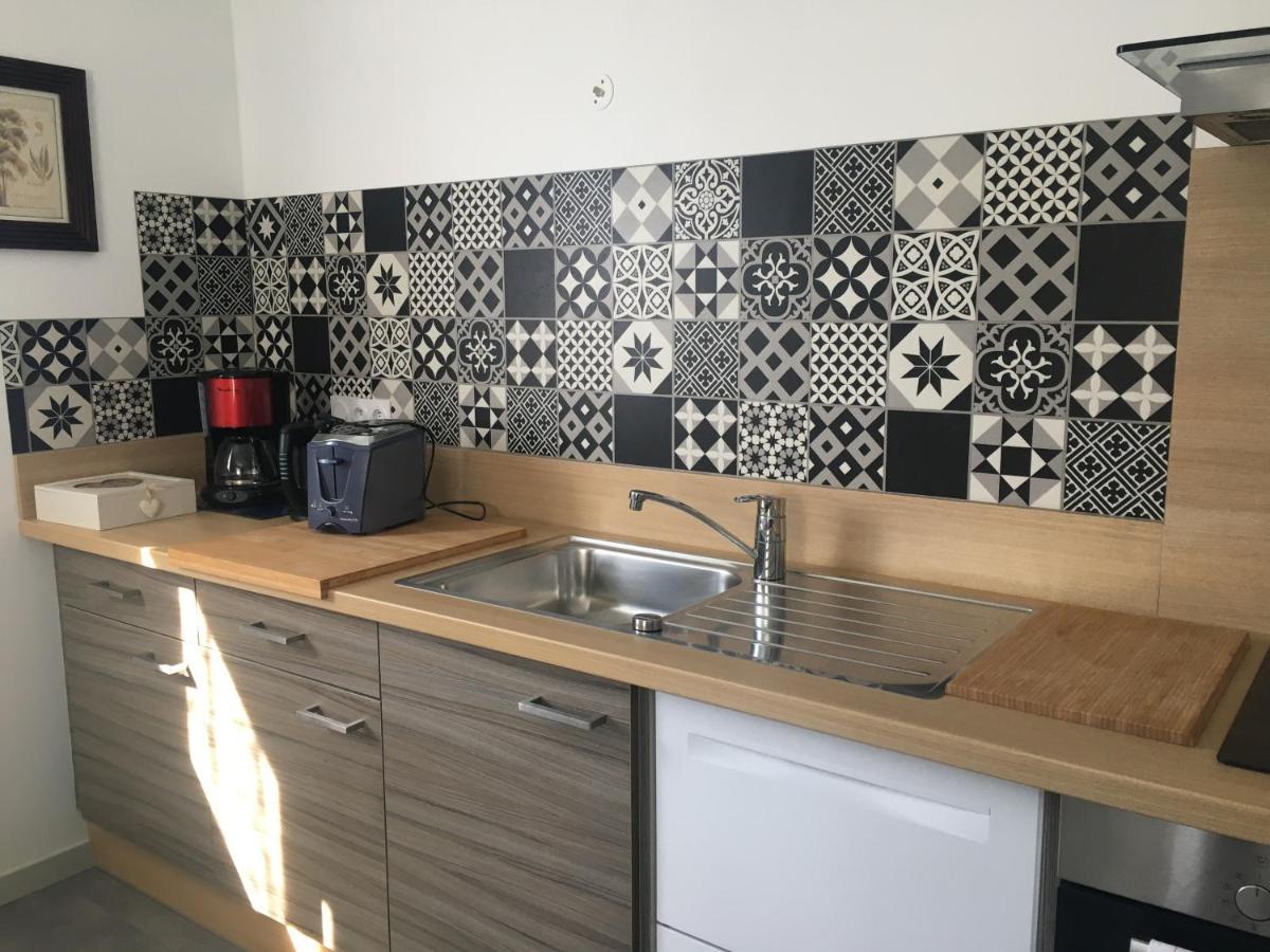 Appartement T2 Independant Dans Maison Pugny-Chatenod 외부 사진